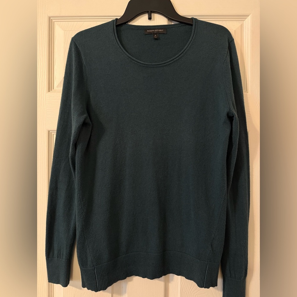 Banana Republic Dark Teal Blue/Green Color Lightweight Scoopneck Sweater
